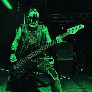 Meet your Posher, Troy